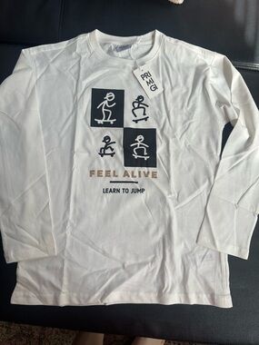 Feel Alive Skate Graphic Long Sleeve Tee - White Italian Brand Primigi
